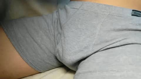 Snapshot of slimhungyvng chatting on June 2026 05:25:01 PM slimhungyvng online show from June 2026 05:25:01 PM