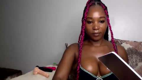 slimy_baiby online show from March 2026 07:05:01 PM