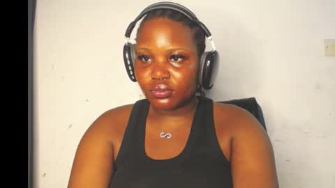 Snapshot of slimy_cunt chatting on November 2025 07:58:01 PM Jemila online show from November 2025 07:58:01 PM