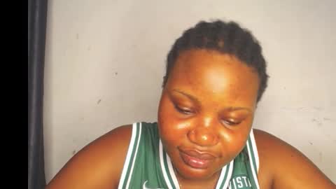 Snapshot of slimy_cunt chatting on November 2025 01:19:02 AM Jemila online show from November 2025 01:19:02 AM