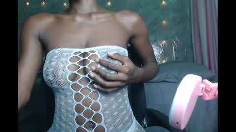 slimzyx online show from January 2025 04:21:01 AM