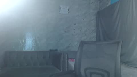 slimzyx online show from September 2025 05:42:01 AM