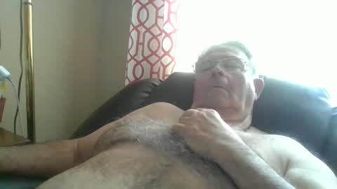 slippery_duck online show from December 2024 05:29:02 PM