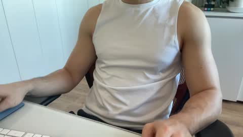 Slutguy81 online show from March 2026 09:59:01 AM