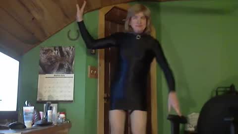 slutjennifertransxx online show from March 2025 03:01:01 AM