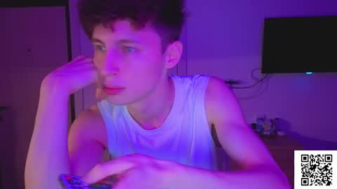 Snapshot of sluttsavage chatting on April 2026 07:15:01 PM sluttsavage online show from April 2026 07:15:01 PM