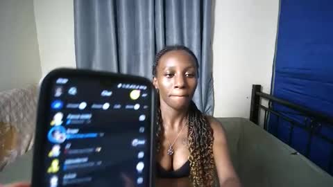 Snapshot of slutty_baddie chatting on October 2025 07:59:01 PM slutty_baddie online show from October 2025 07:59:01 PM