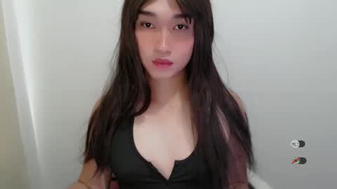 FRANCINE online show from November 2025 06:02:02 AM