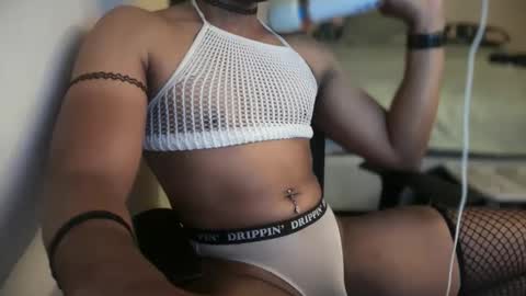 Snapshot of sluttydeeleena chatting on March 2026 03:50:01 PM DeeLina online show from March 2026 03:50:01 PM