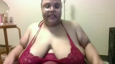 Snapshot of sluttyjess31 chatting on October 2025 12:30:02 AM Jessica online show from October 2025 12:30:02 AM