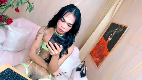 Snapshot of sluttylouise_moores chatting on February 2025 08:14:02 PM luiseeeeee online show from February 2025 08:14:02 PM