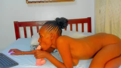 Sexyslutt online show from September 2025 04:03:01 AM