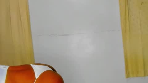 Sexyslutt online show from October 2025 03:07:01 AM