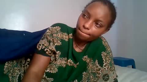 Snapshot of slutyanah1 chatting on June 2026 09:40:02 AM Anah online show from June 2026 09:40:02 AM