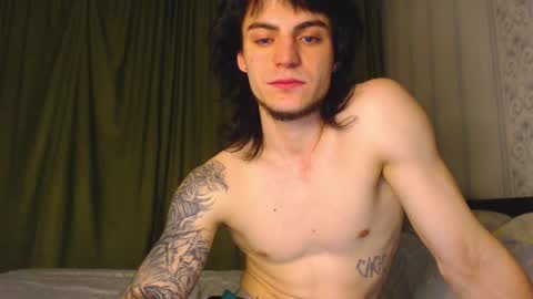 Gus online show from November 2025 04:28:01 PM