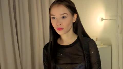 Lily online show from November 2025 01:12:02 PM