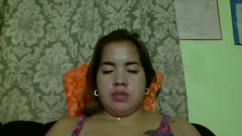 Snapshot of small_boobs59 chatting on May 2026 06:20:01 AM Lovewella online show from May 2026 06:20:01 AM