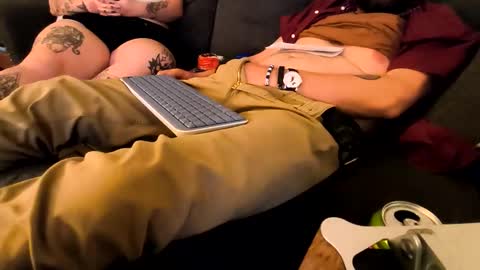 smalltownbigman online show from February 2026 06:25:02 AM