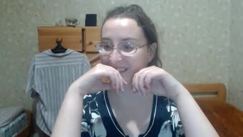 Snapshot of smart_rose chatting on October 2025 04:19:01 PM smart_rose online show from October 2025 04:19:01 PM
