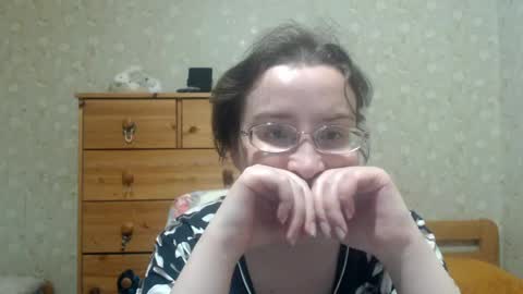 smart_rose online show from April 2026 05:49:01 PM