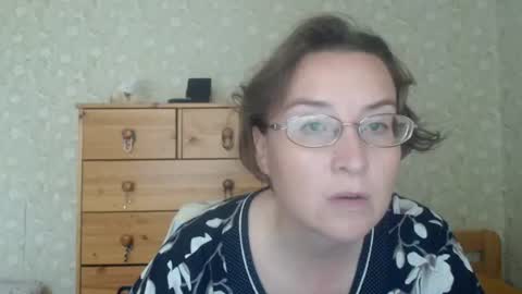 Snapshot of smart_rose chatting on June 2026 12:38:02 PM smart_rose online show from June 2026 12:38:02 PM