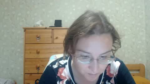 Snapshot of smart_rose chatting on July 2026 05:51:02 PM smart_rose online show from July 2026 05:51:02 PM