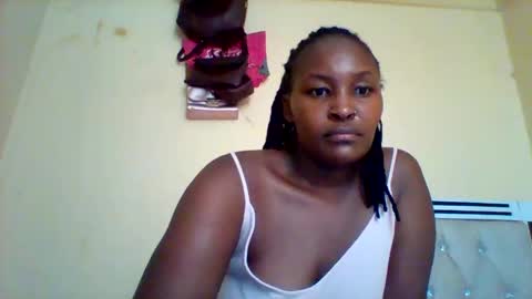 Snapshot of smartqueen1 chatting on February 2025 11:33:01 AM Katerina online show from February 2025 11:33:01 AM