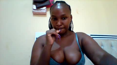 Snapshot of smartqueen1 chatting on March 2025 04:57:02 AM Katerina online show from March 2025 04:57:02 AM