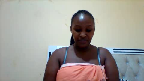 Snapshot of smartqueen1 chatting on October 2025 01:12:02 AM Katerina online show from October 2025 01:12:02 AM