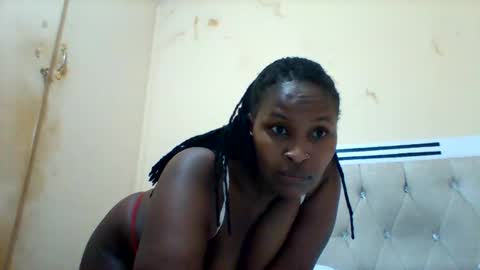 Snapshot of smartqueen1 chatting on October 2025 12:33:02 AM Katerina online show from October 2025 12:33:02 AM