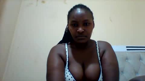 Snapshot of smartqueen1 chatting on October 2025 03:40:02 AM Katerina online show from October 2025 03:40:02 AM