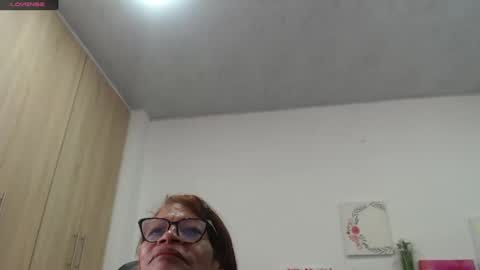 Smileth online show from November 2025 01:22:01 PM