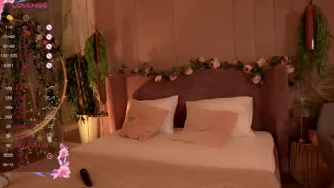 Snapshot of smiley_mia_ chatting on October 2025 05:17:02 AM Mia online show from October 2025 05:17:02 AM