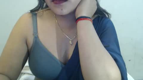 Snapshot of smiley_queen99 chatting on March 2026 06:36:01 PM smiley online show from March 2026 06:36:01 PM