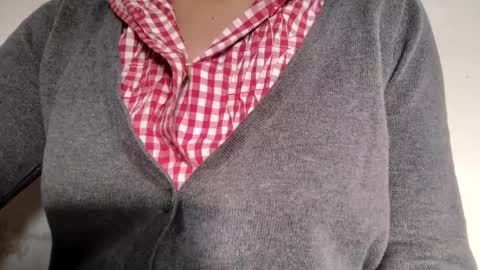 smili_doll online show from November 2025 10:16:02 AM