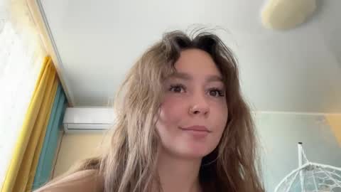 Snapshot of smiling_riddle chatting on May 2026 07:27:01 AM smiling_riddle online show from May 2026 07:27:01 AM