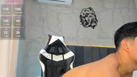 Snapshot of smithwatson2 chatting on January 2025 07:41:02 PM Smith Watson online show from January 2025 07:41:02 PM