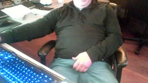 smly online show from November 2025 10:54:01 PM