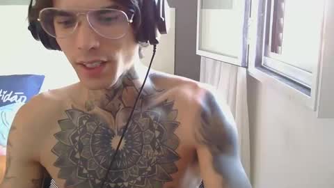 smoke_ink online show from March 2025 07:37:02 PM