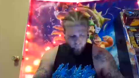 smoke online show from October 2025 01:17:02 AM