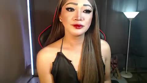 Amanda online show from September 2025 08:10:02 PM