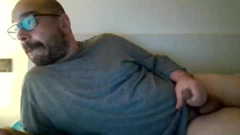 smoker985 online show from January 2025 08:22:01 AM