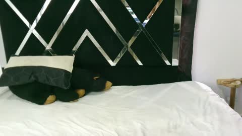 Daniel Aston online show from January 2025 11:54:02 AM