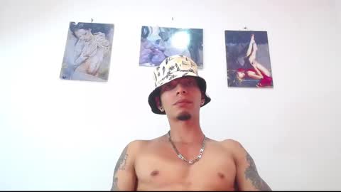 Daniel Aston online show from October 2025 12:09:01 AM