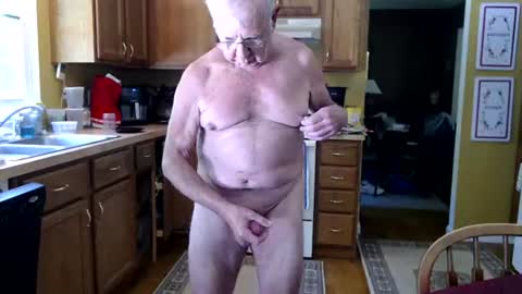 Snapshot of smoothshave5 chatting on June 2026 02:52:01 PM smoothshave5 online show from June 2026 02:52:01 PM