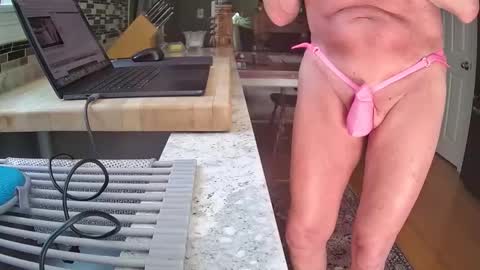 smthbtm53 online show from May 2026 04:57:04 PM