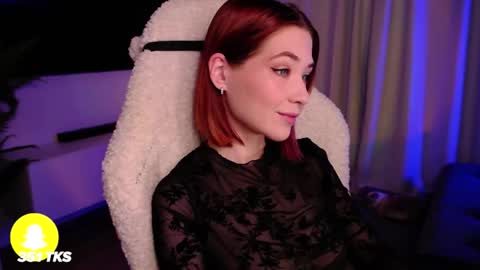 Snapshot of smthwrong chatting on October 2025 12:32:01 AM smthwrong online show from October 2025 12:32:01 AM