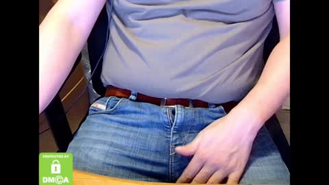 Sneakybill online show from December 2024 01:32:01 PM