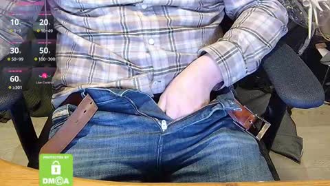 Sneakybill online show from February 2025 10:39:02 PM