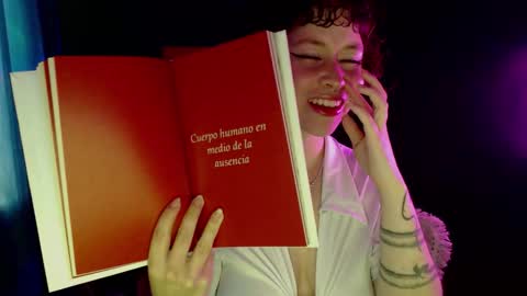 Arwen online show from October 2025 10:22:02 PM